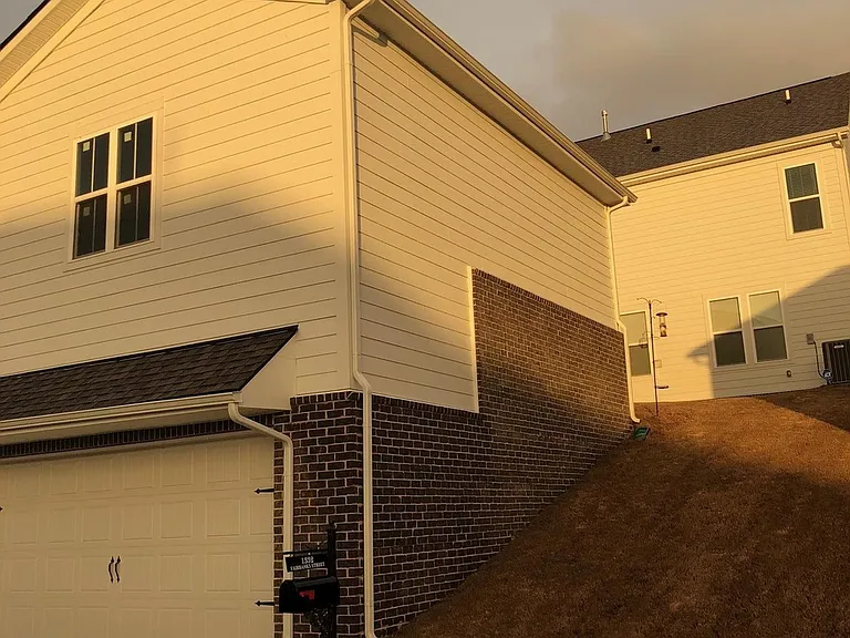 1332 Fairbanks St — Photo 25