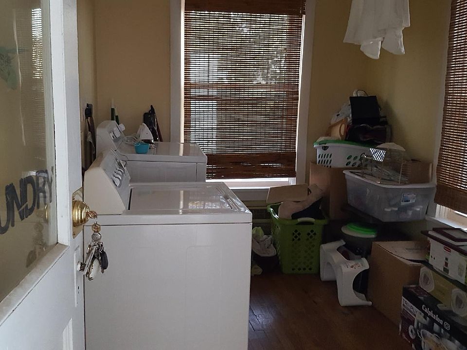Bonus Room with Washer and Dryer..2 windows and has its own 