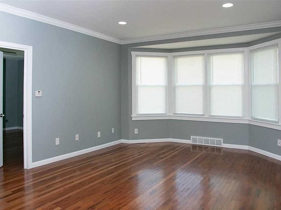 5th image of 113 N Jefferson St