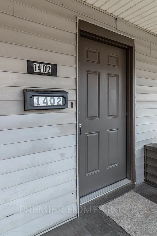 3 bed, $1,395 — Photo 3