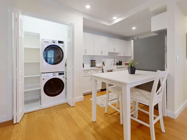 Waterfall Hills at Canton