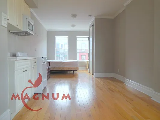 Rented by Magnum Realty Holdings, LLC | media 12