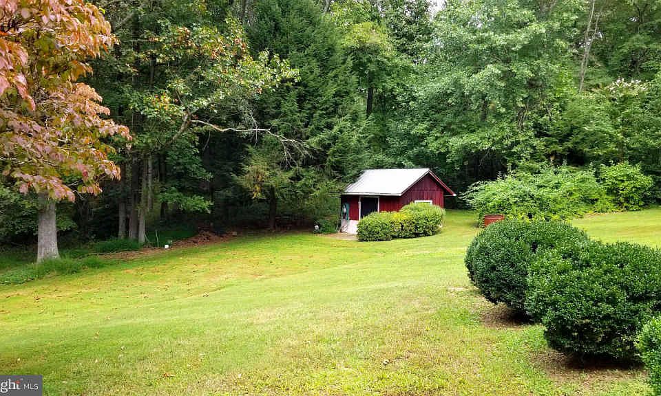 1st image of 987 Millwood Rd
