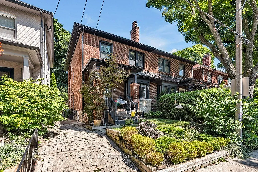 1 bed, $2,000 — Photo 1