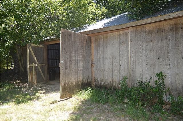 1st image of 113 Canyon Dr