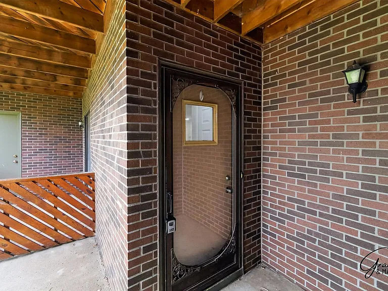 34632 Mercer Ln — Photo 3