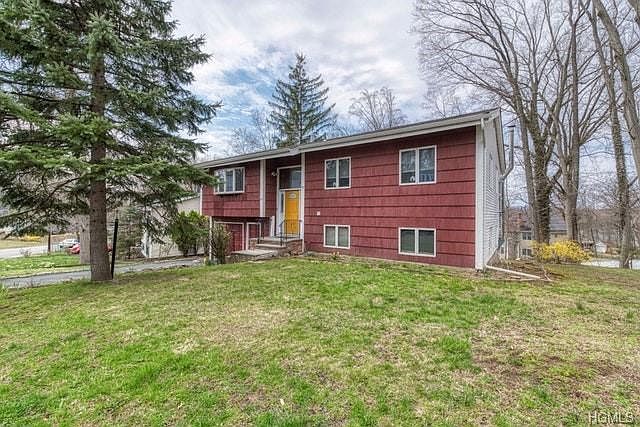 1st image of 711 Abbey Ln