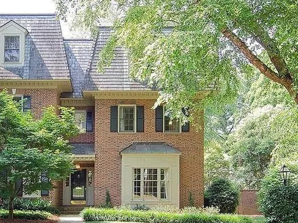 210 Perrin Pl, Charlotte, NC 28207