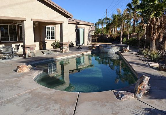 5th image of 81769 Il Serenata Dr