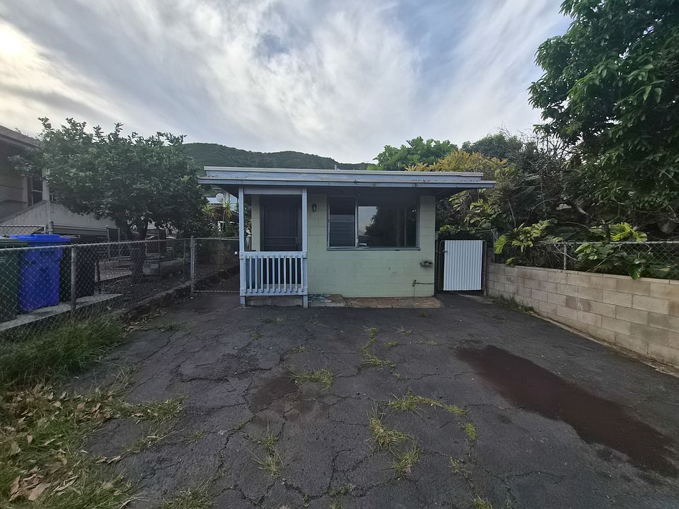 1st image of 3341A Monsarrat Ave