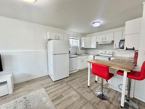 3rd image of 4740 S 56th Ave