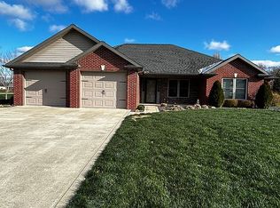 1582 Fidel Ln, Jasper, IN 47546