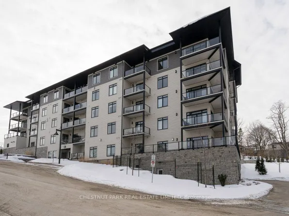 17 Cleave Ave #302, Prince Edward County, ON K0K 2T0