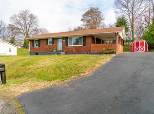 100 Oak Hill Dr, Madison Heights, VA 24572