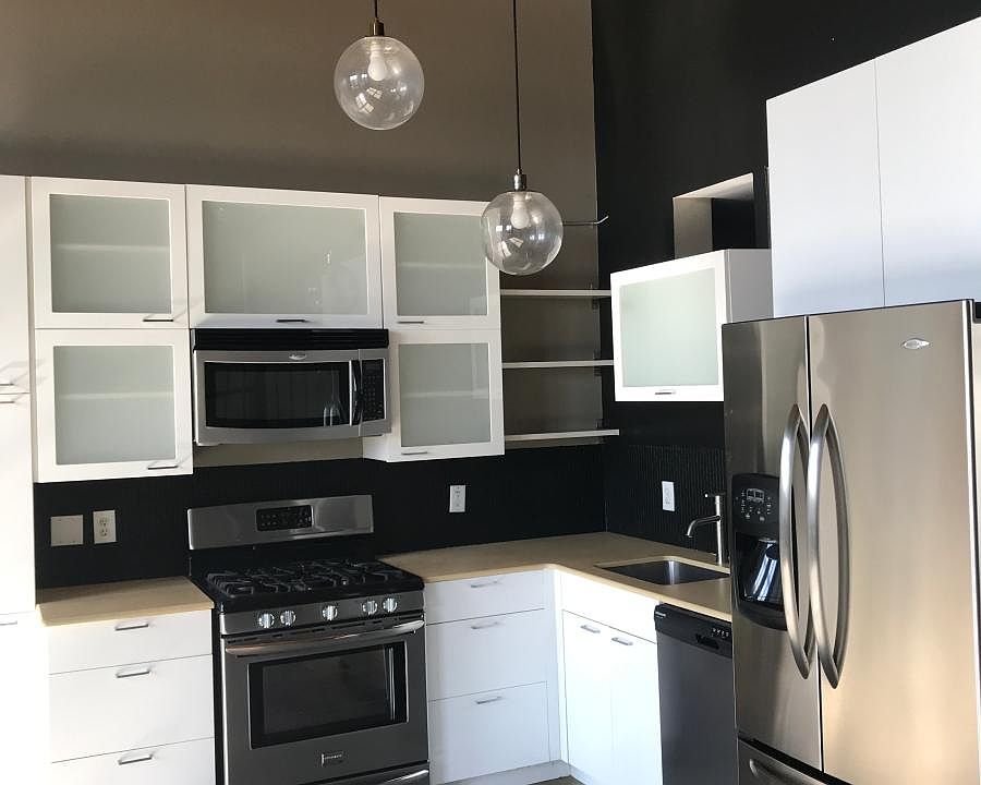 2nd image of 170 Boulevard SE APT H522