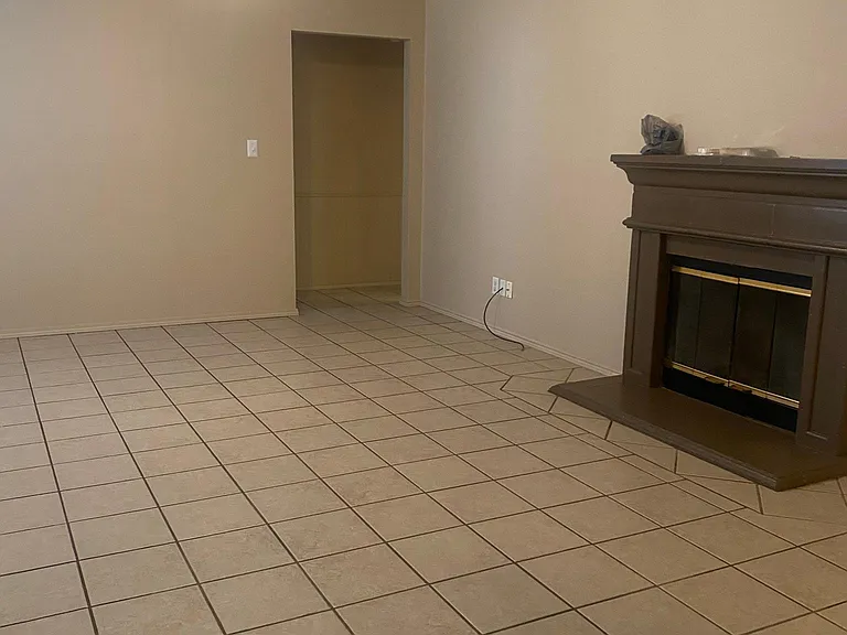 3948 Parkhaven Dr — Photo 8