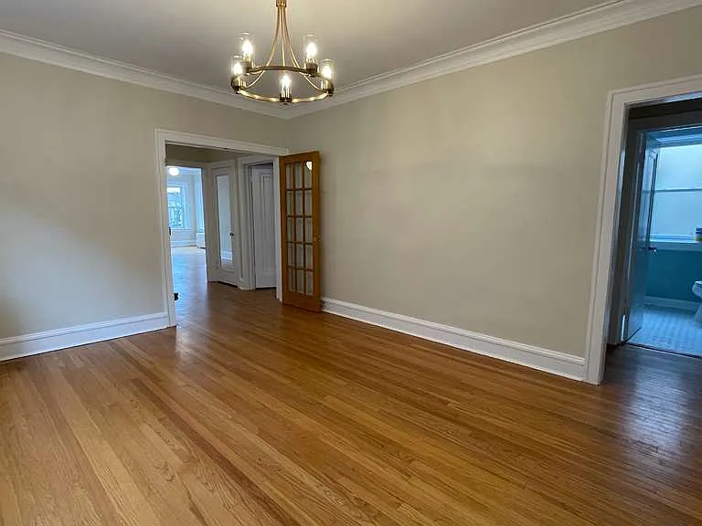 2734 W Winnemac Ave #2 — Photo 8