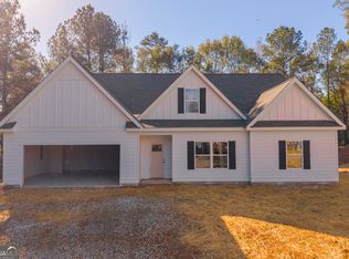 174 Old Milltown Rd, Hartwell, GA 30643