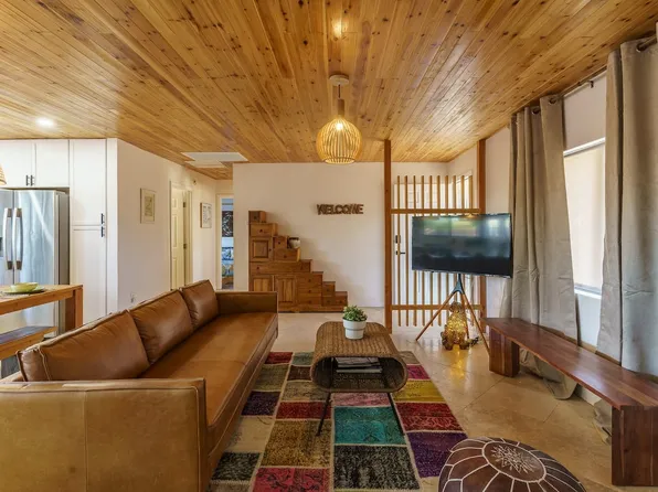 61680 Valley View Dr, Joshua Tree, CA 92252