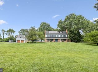 13204 Lantern Hollow Dr, Gaithersburg, MD 20878