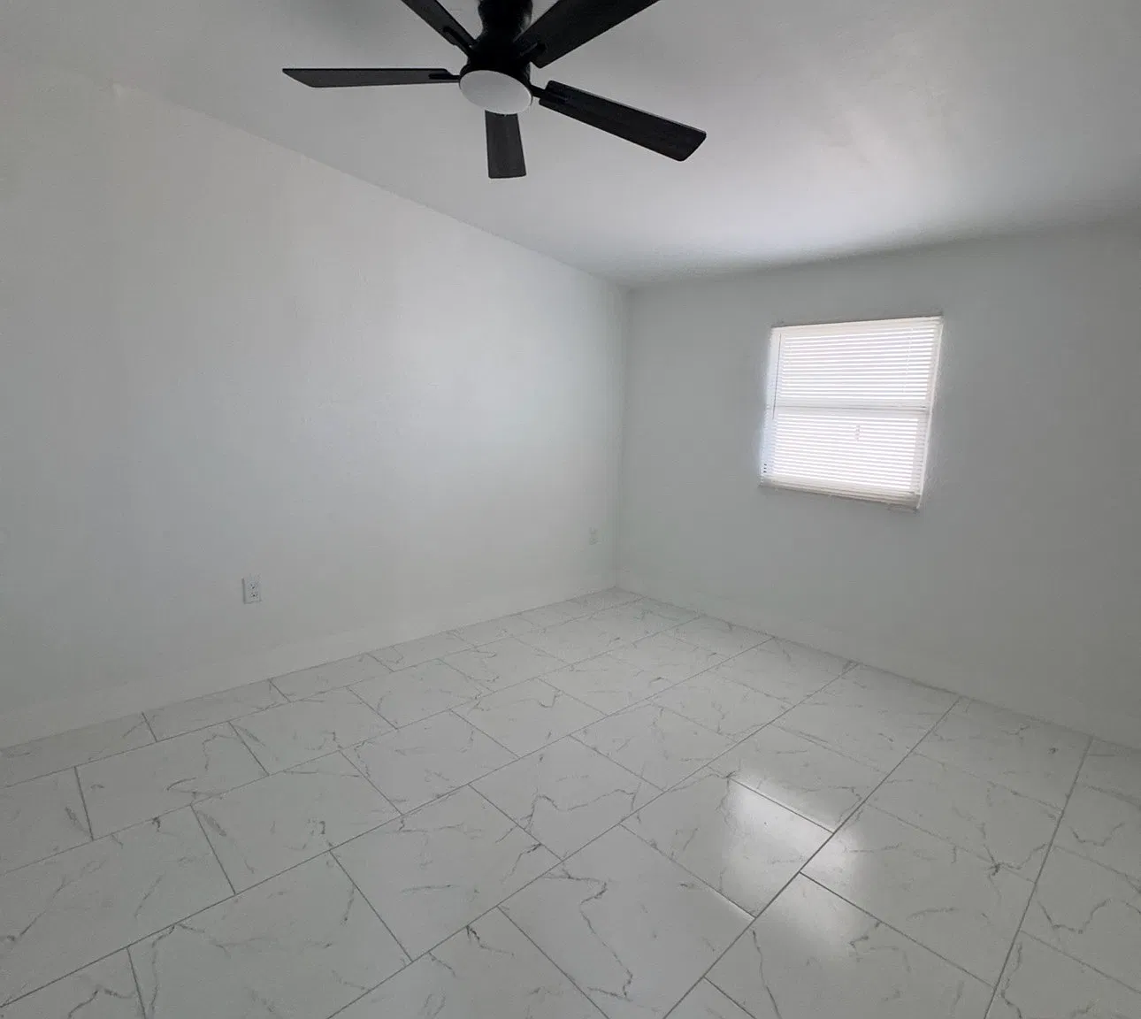 1 bed, 760 sqft, $1,399 — Photo 3