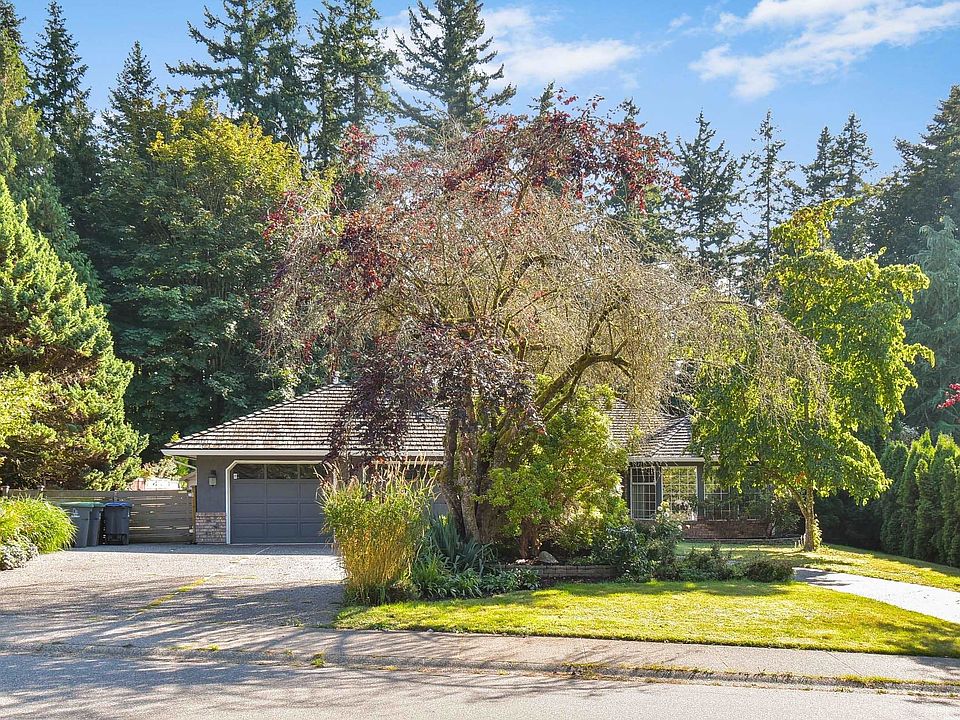 1st image of 13056 22a Ave