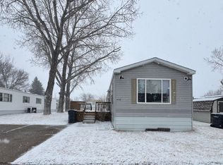 4117 W Arlington Dr, Bismarck, ND 58503
