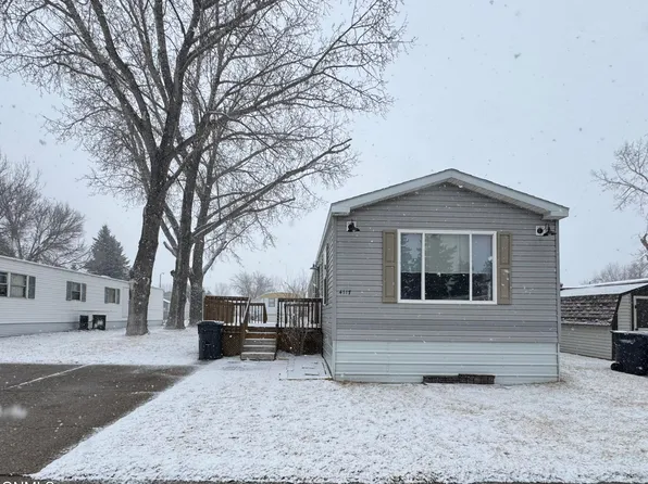 4117 W Arlington Dr, Bismarck, ND 58503