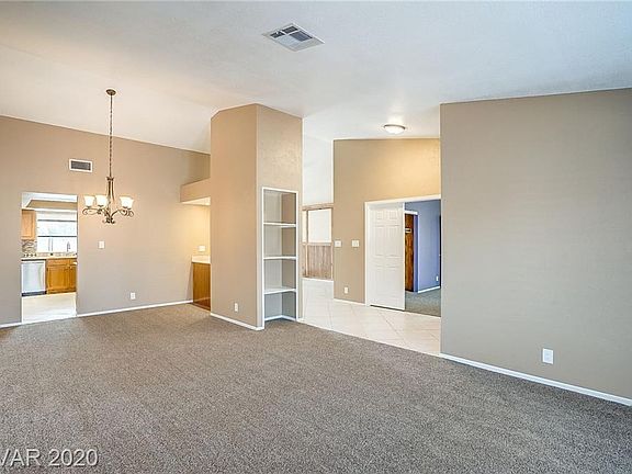 5th image of 645 Montvilla Dr