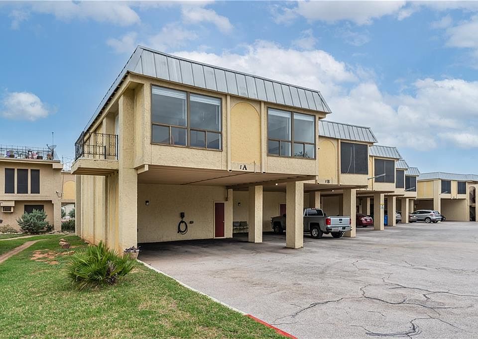 1st image of 5804 Circulo Dr #1