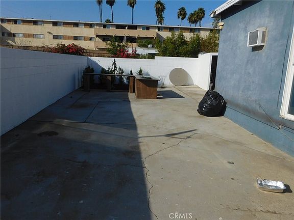 3rd image of 1025 W 130th St
