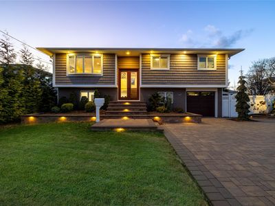 2422 S Seamans Neck Road, Seaford, NY, 11783