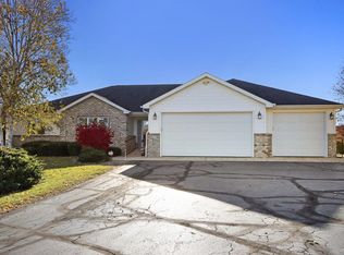 35645 70th Pl, Burlington, WI 53105