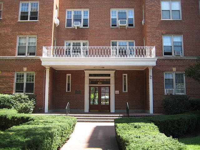 1st image of 68-37 108th St APT 1M
