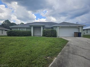1816 Lockhaven Ct, Lehigh Acres, FL 33972