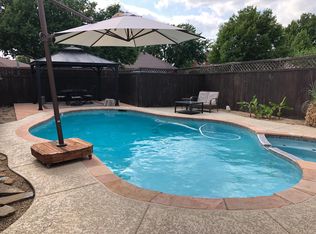 1136 Raleigh Dr, Lewisville, TX 75077