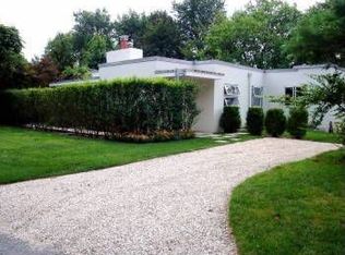 10 Brookside Ave, Bellport Village, NY 11713