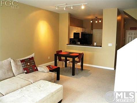 4th image of 3002 Palmetto Oak Dr APT 103