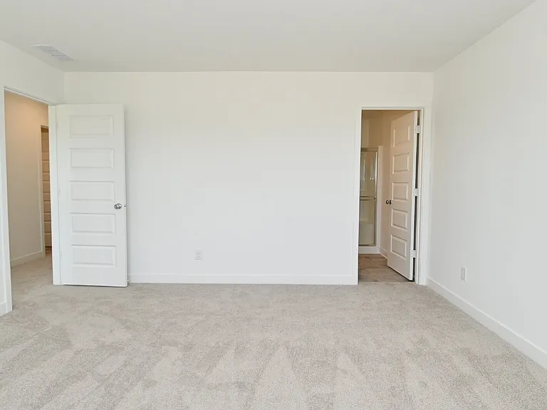 8118 Ridge Line Dr — Photo 46
