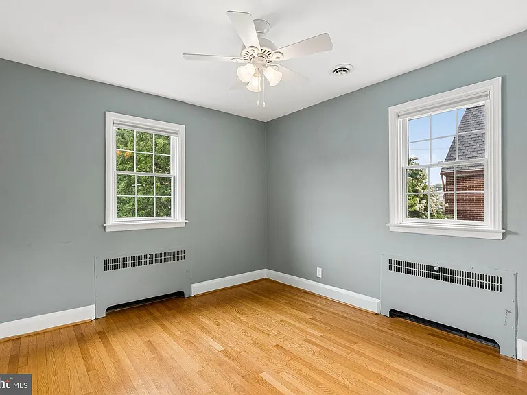 418 Murdock Rd — Photo 20