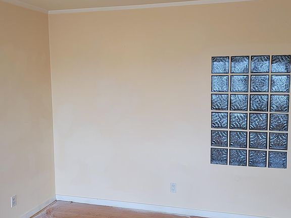 5th image of 172 Terra Vista Ave