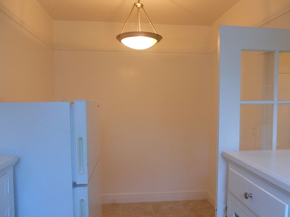 1st image of 2801 Pine St APT .6