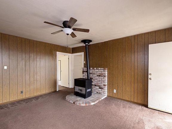 4th image of 420 Buena Vista Dr