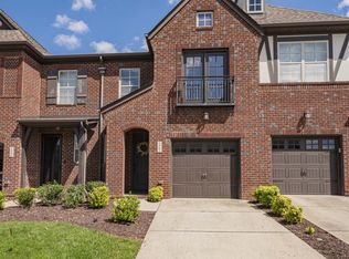 1982 Newark Ln, Thompsons Station, TN 37179