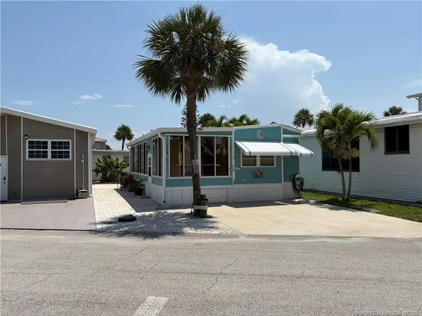 438 Nettles Blvd, Jensen Beach, FL 34957