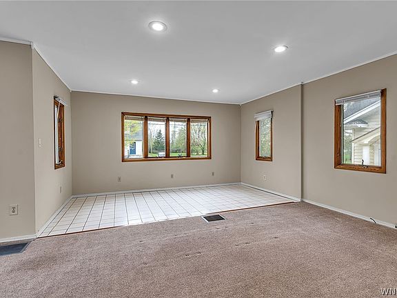 4th image of 79 Lind Ave