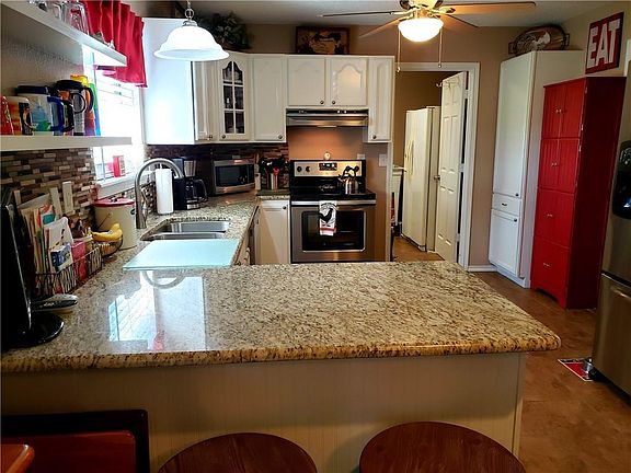 3rd image of 8508 Marianna Way