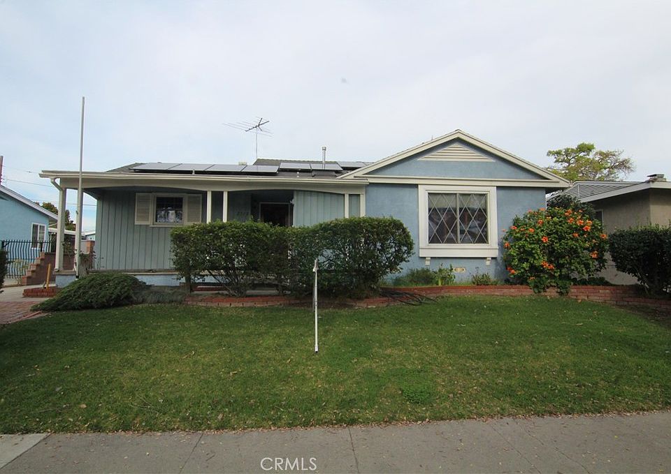 1st image of 2518 Vuelta Grande Ave