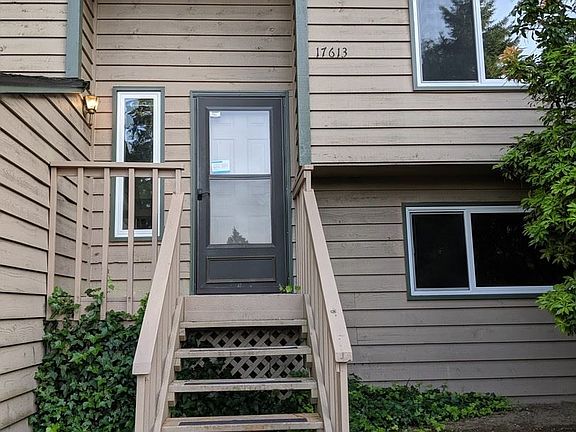 4th image of 17613 NE 160th St