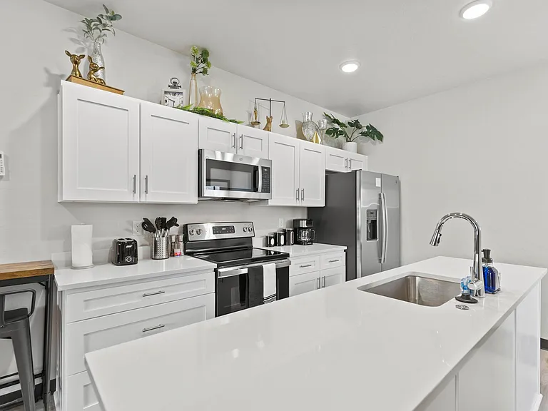 1911 W Boone Ave #2 — Photo 8